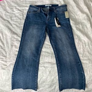 NWT Liverpool Hannah Cropped Cut Hem Flare Jeans in Indigo. Size 10/30